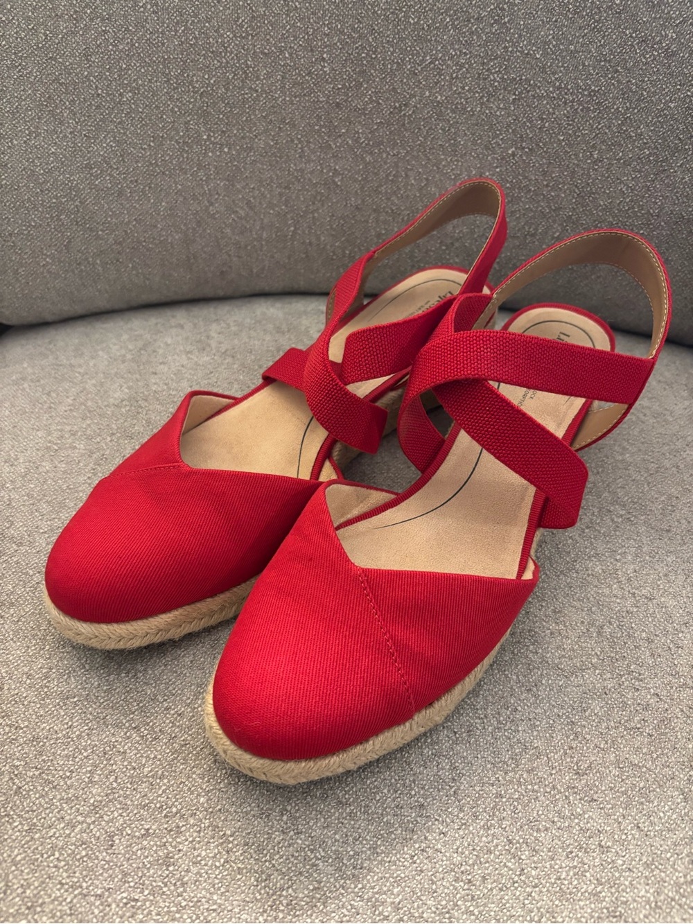 Lifestride Women’s Kimball Fire Red Canvas Wedge Espadrille Shoes Size 9.5